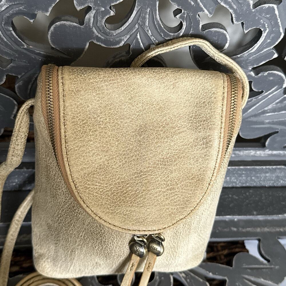 HOBO Fern Crossbody Gold Leaf Metallic Leather Purse Vanilla Girl - Picture 3 of 13